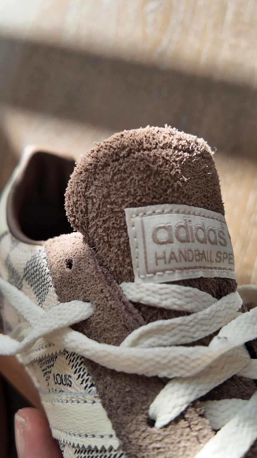 Adidas Women’s Beige Brown LV